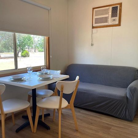 Cobar Caravan Park ภายนอก รูปภาพ