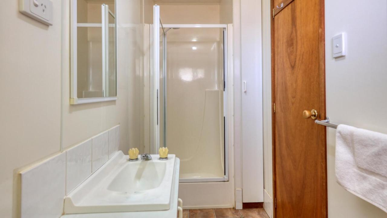 Cobar Caravan Park ภายนอก รูปภาพ
