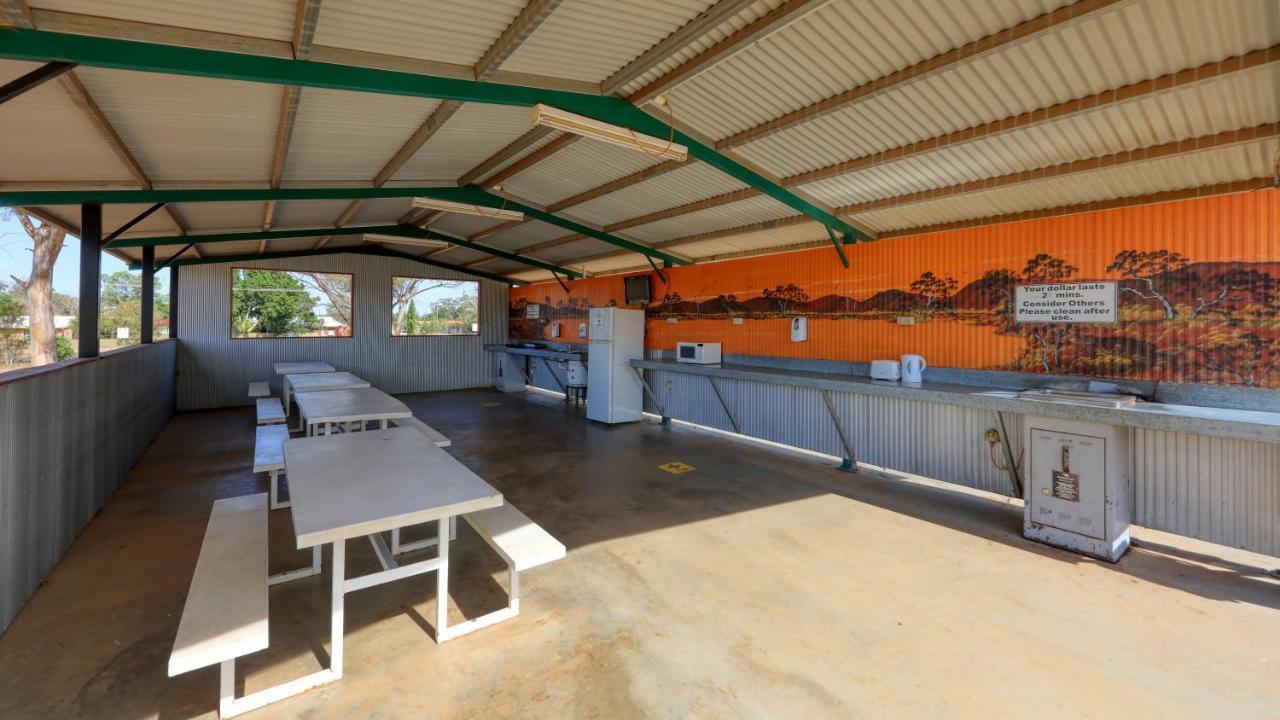 Cobar Caravan Park ภายนอก รูปภาพ