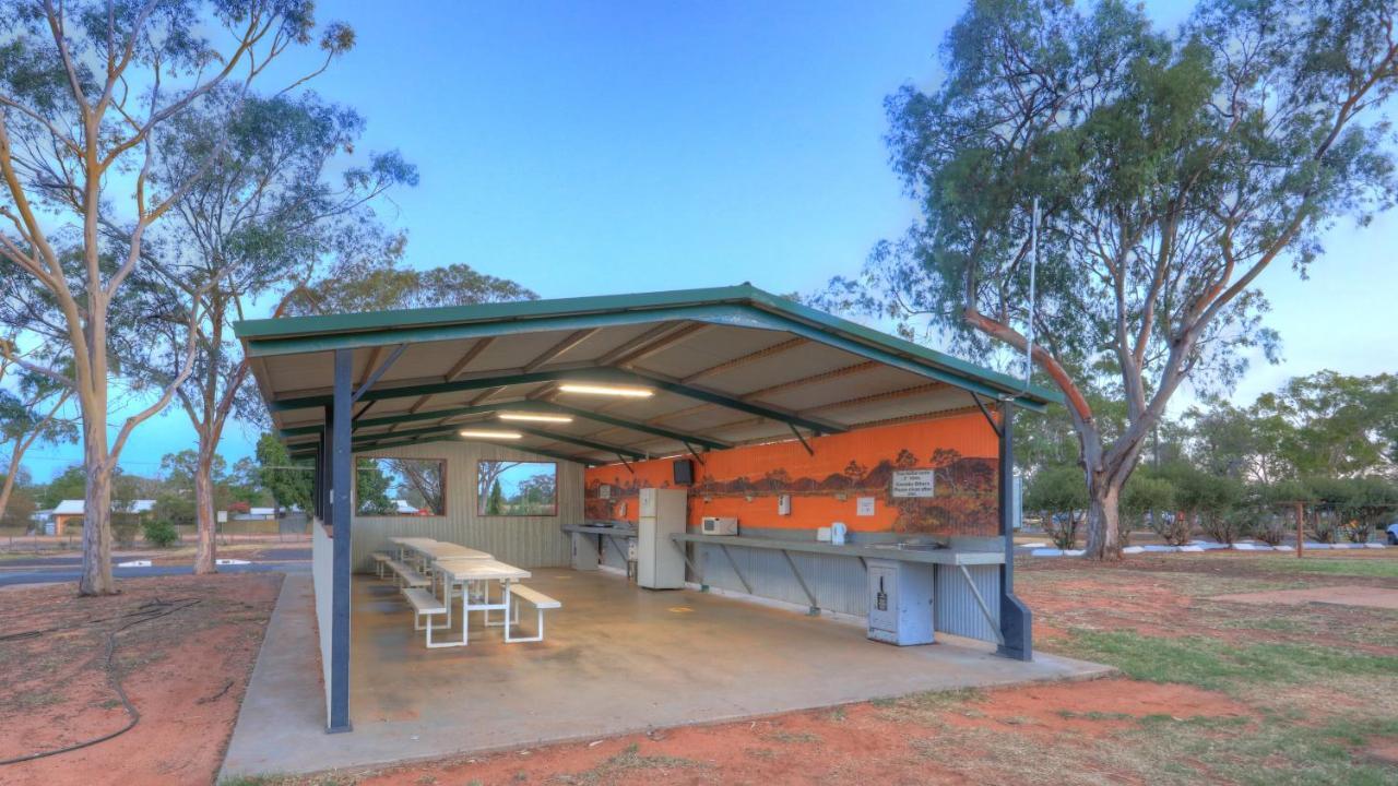 Cobar Caravan Park ภายนอก รูปภาพ