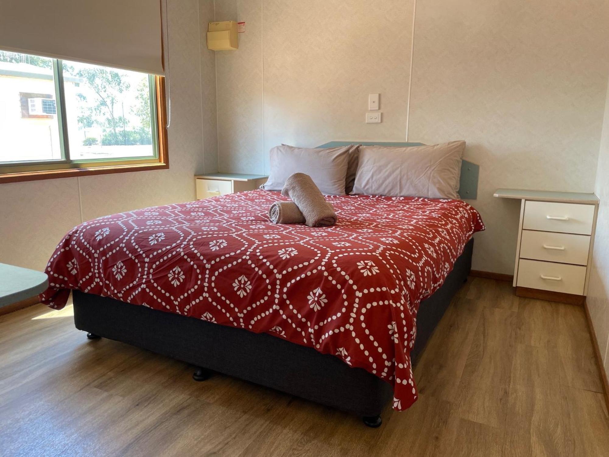 Cobar Caravan Park ภายนอก รูปภาพ