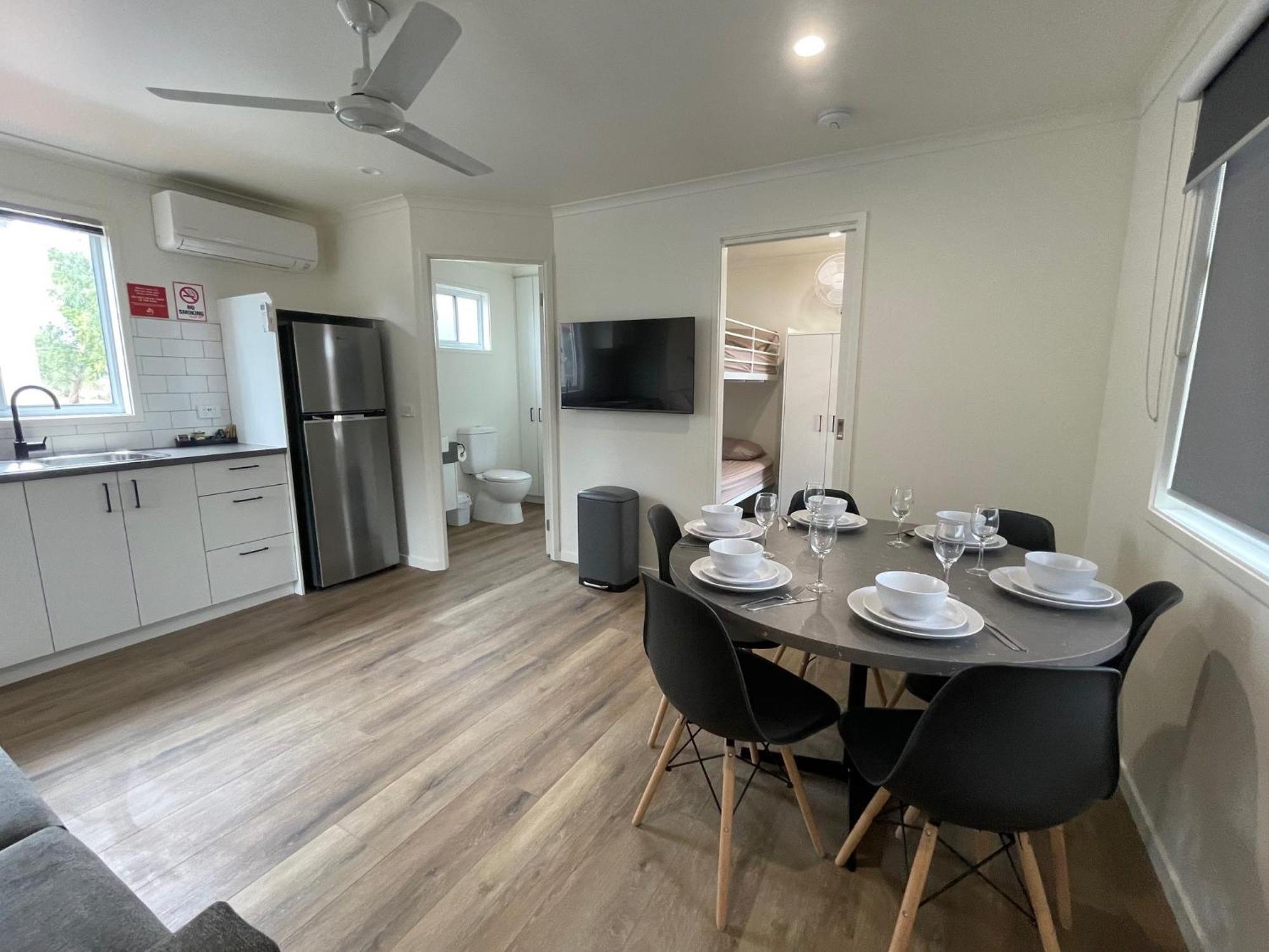 Cobar Caravan Park ภายนอก รูปภาพ
