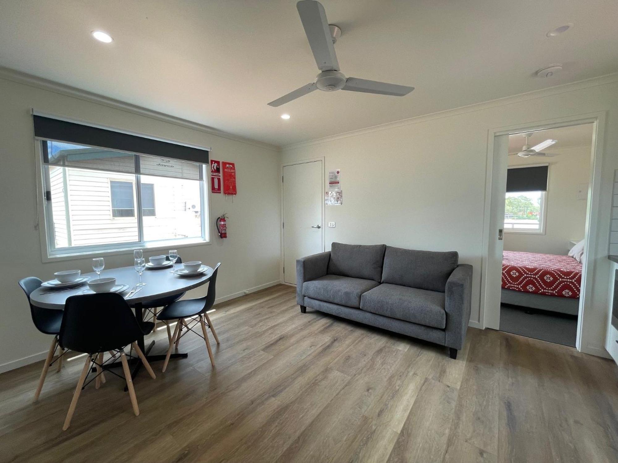 Cobar Caravan Park ภายนอก รูปภาพ